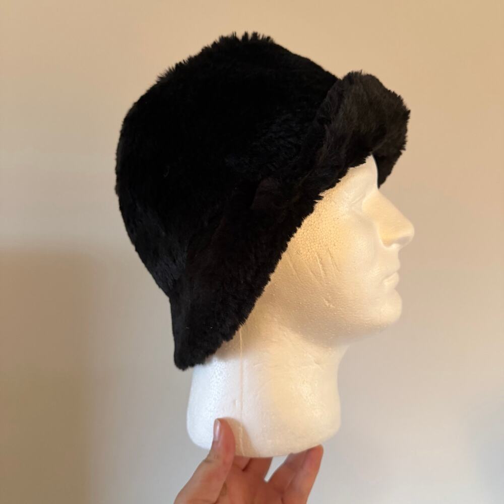 Vtg Y2K 2000s Black Fur Hat